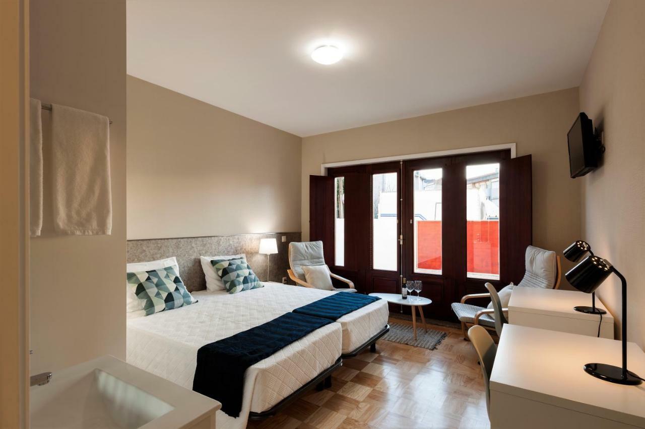 Ateneu Guesthouse Porto Buitenkant foto