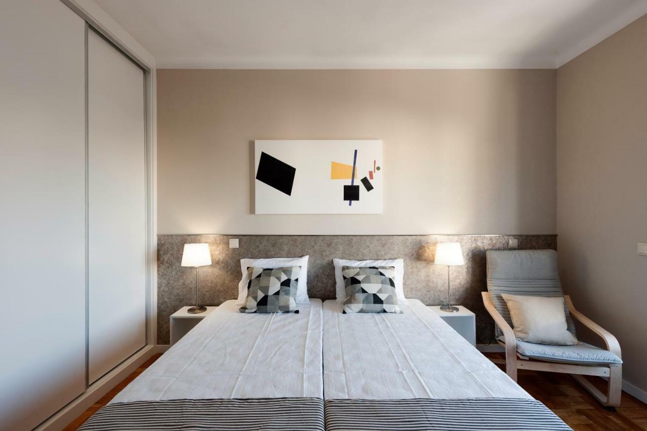 Ateneu Guesthouse Porto Buitenkant foto