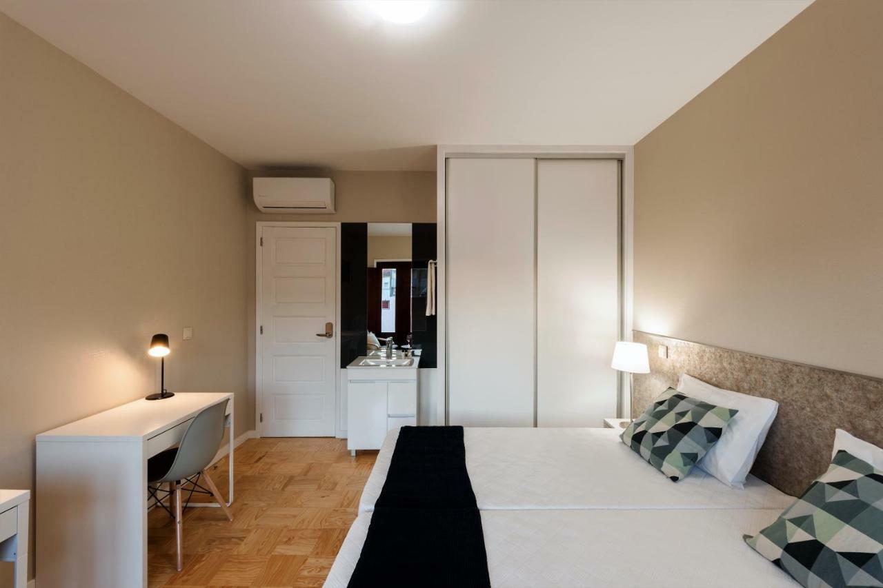 Ateneu Guesthouse Porto Buitenkant foto
