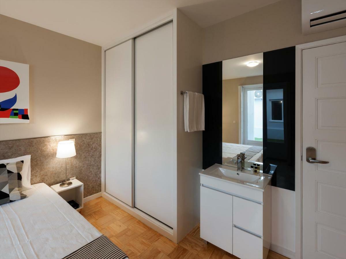 Ateneu Guesthouse Porto Buitenkant foto